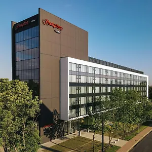 Hampton By Hilton Reduta מלון ורשה