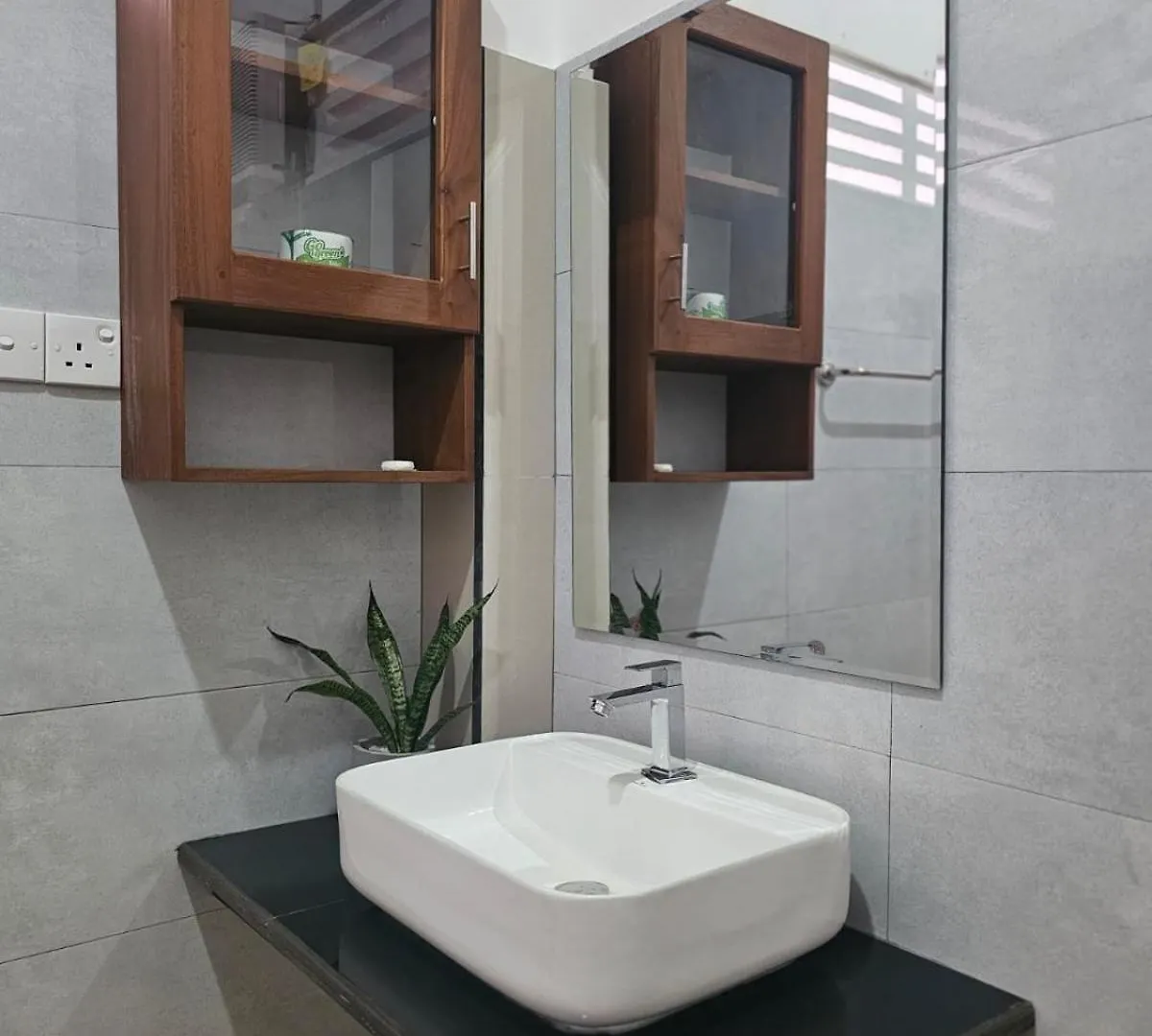 לינה וארוחת בוקר נגומבו Optimum Residencies
